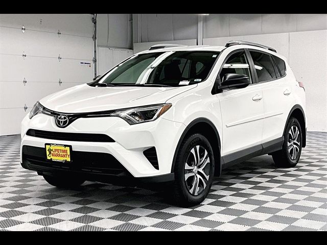 2017 Toyota RAV4 LE