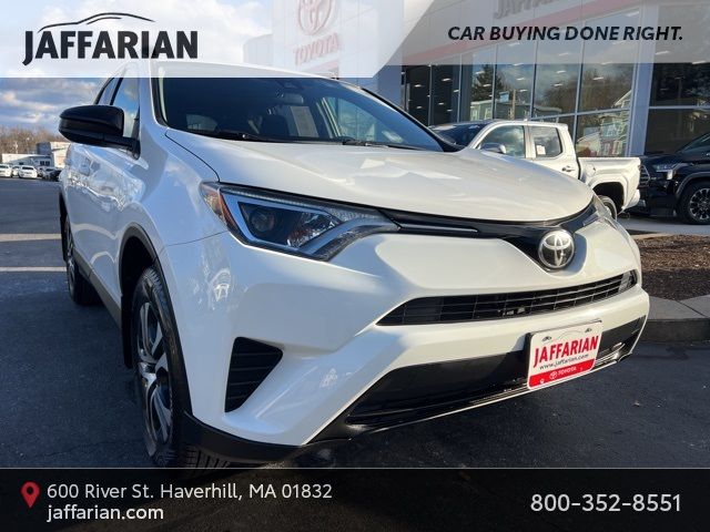 2017 Toyota RAV4 LE