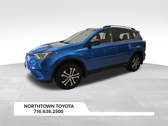 2017 Toyota RAV4 LE