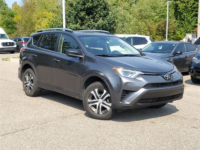 2017 Toyota RAV4 LE