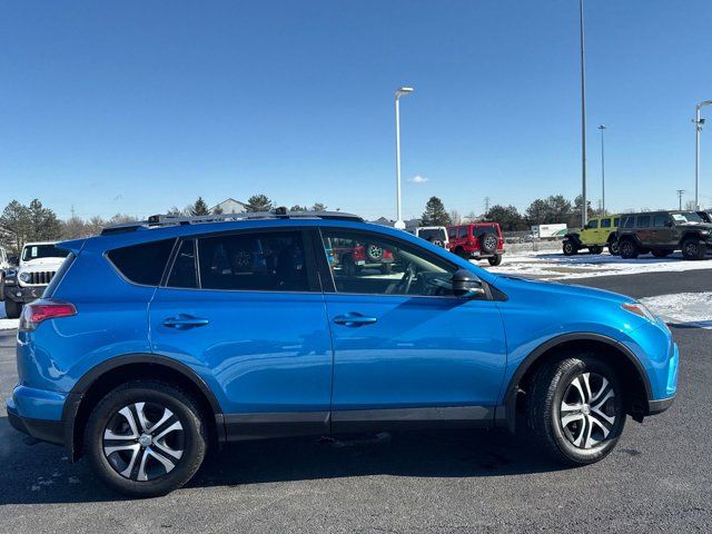 2017 Toyota RAV4 LE