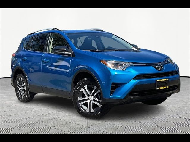 2017 Toyota RAV4 LE