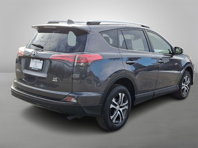 2017 Toyota RAV4 LE