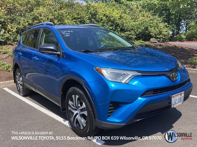 2017 Toyota RAV4 LE