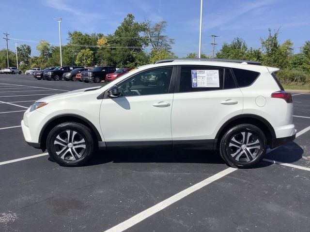 2017 Toyota RAV4 LE