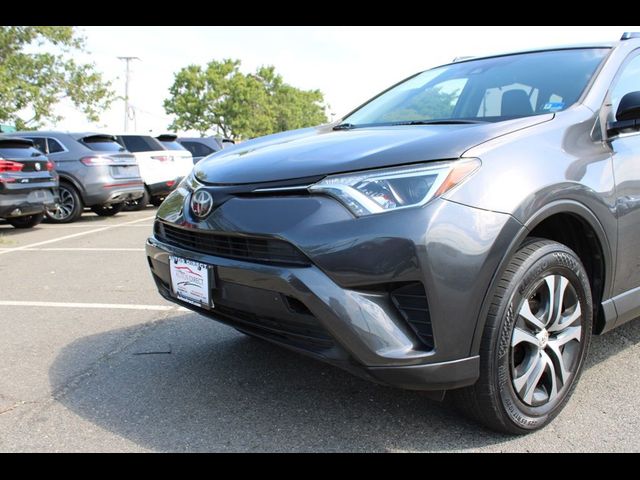 2017 Toyota RAV4 LE