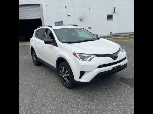 2017 Toyota RAV4 LE