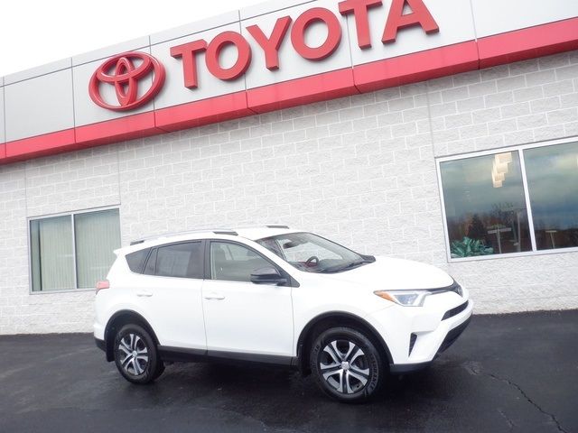 2017 Toyota RAV4 LE