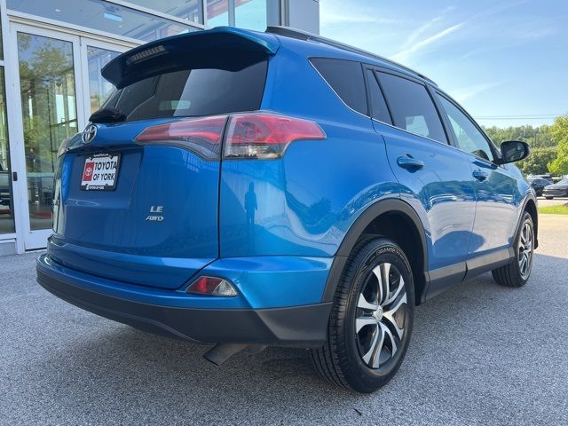 2017 Toyota RAV4 LE