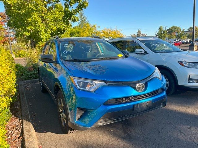 2017 Toyota RAV4 LE