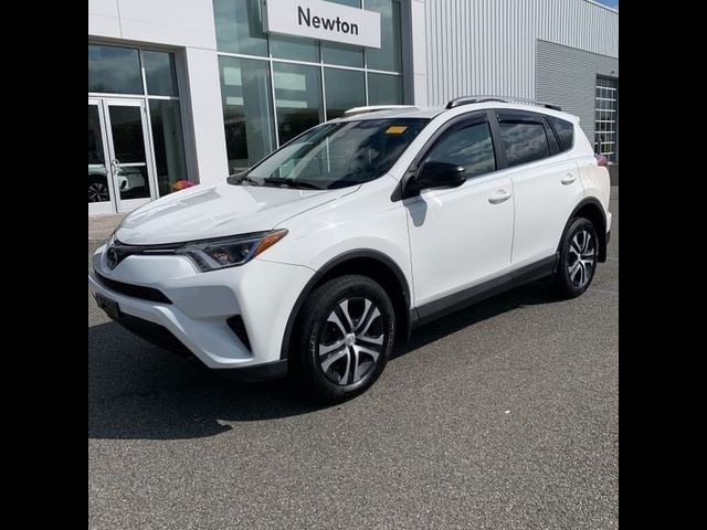 2017 Toyota RAV4 LE