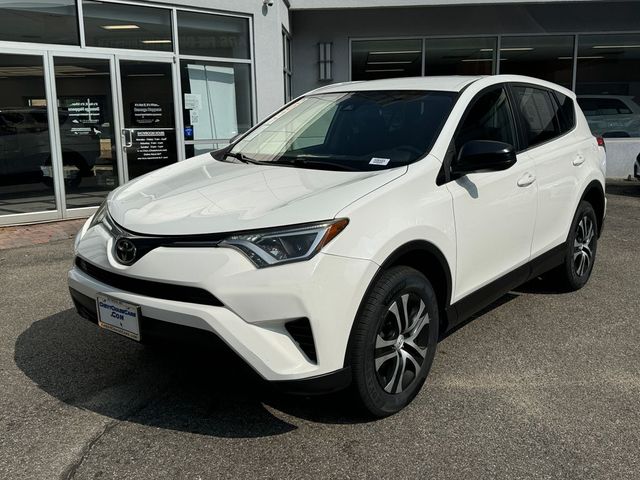 2017 Toyota RAV4 LE