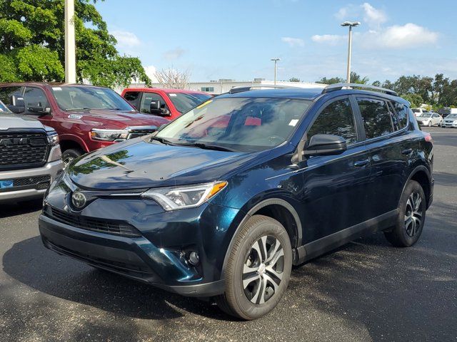 2017 Toyota RAV4 LE