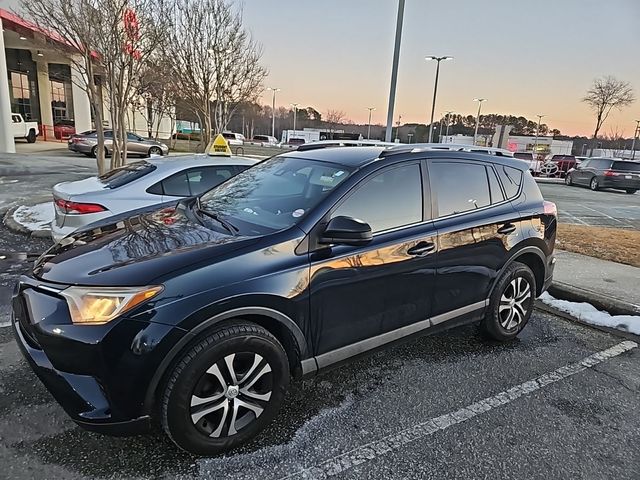 2017 Toyota RAV4 LE