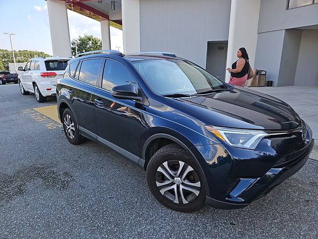 2017 Toyota RAV4 LE