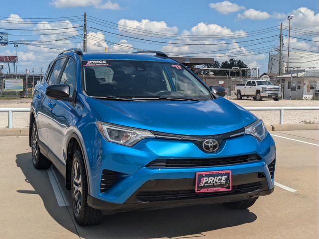 2017 Toyota RAV4 LE