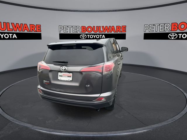 2017 Toyota RAV4 LE