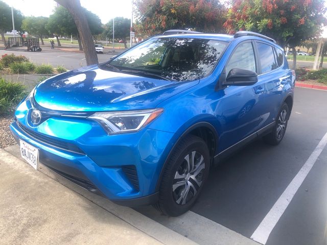 2017 Toyota RAV4 LE