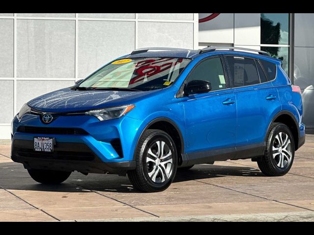 2017 Toyota RAV4 LE