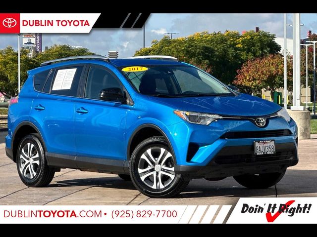 2017 Toyota RAV4 LE