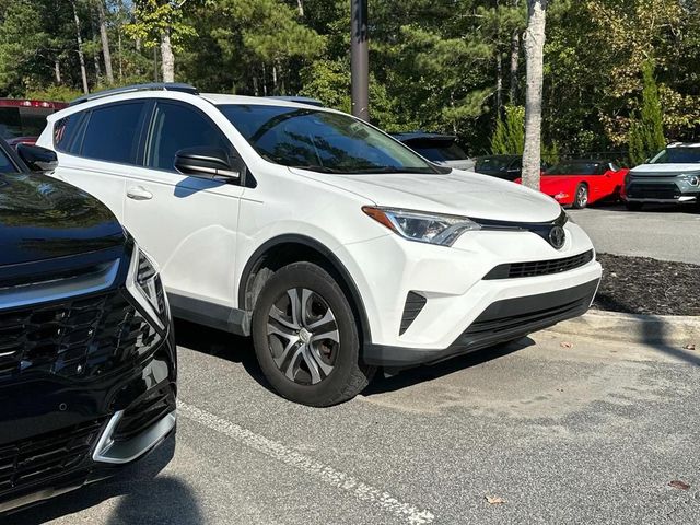 2017 Toyota RAV4 LE