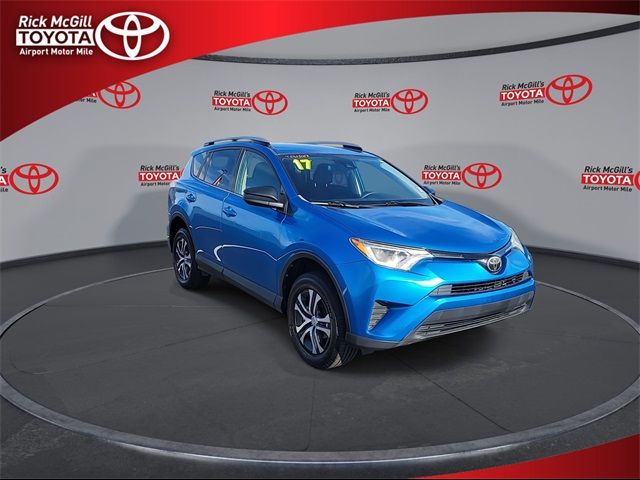 2017 Toyota RAV4 LE