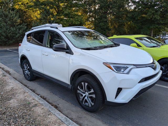 2017 Toyota RAV4 LE