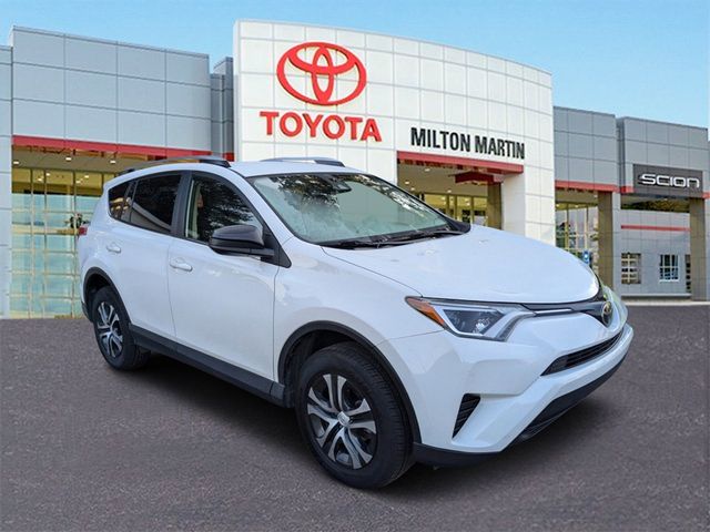 2017 Toyota RAV4 LE