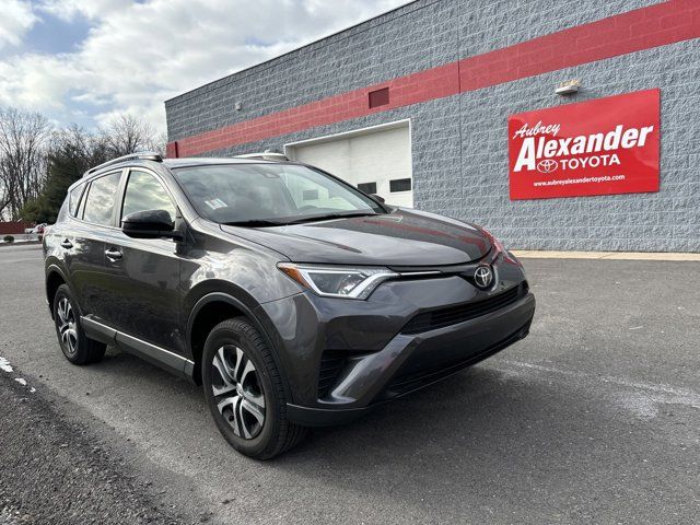 2017 Toyota RAV4 LE