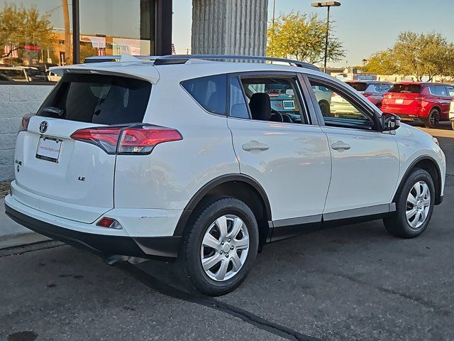 2017 Toyota RAV4 LE