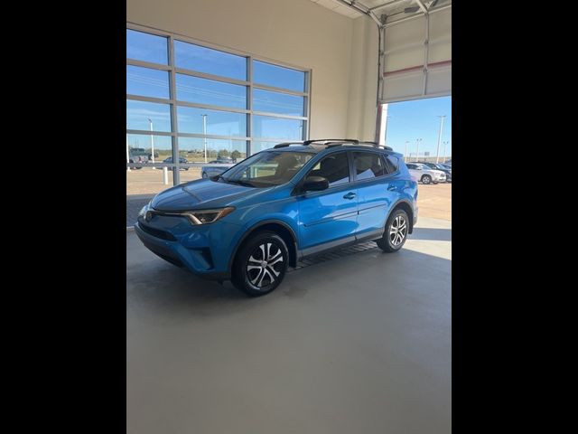 2017 Toyota RAV4 LE