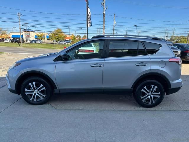 2017 Toyota RAV4 LE