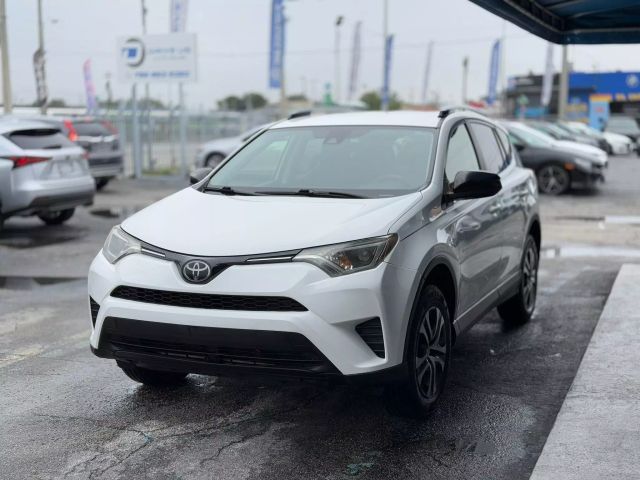 2017 Toyota RAV4 LE