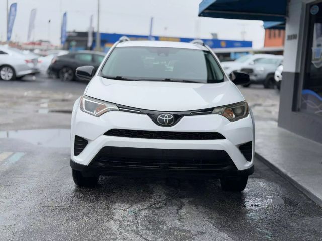 2017 Toyota RAV4 LE