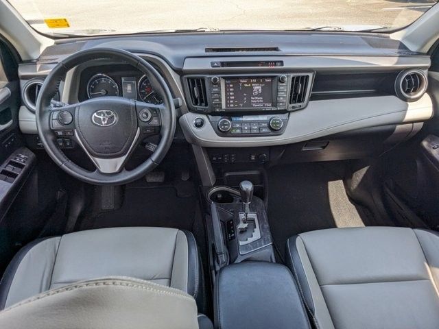 2017 Toyota RAV4 Platinum