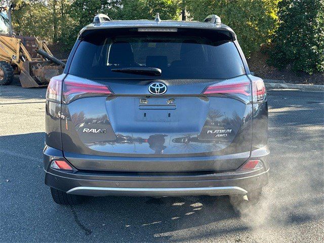 2017 Toyota RAV4 Platinum