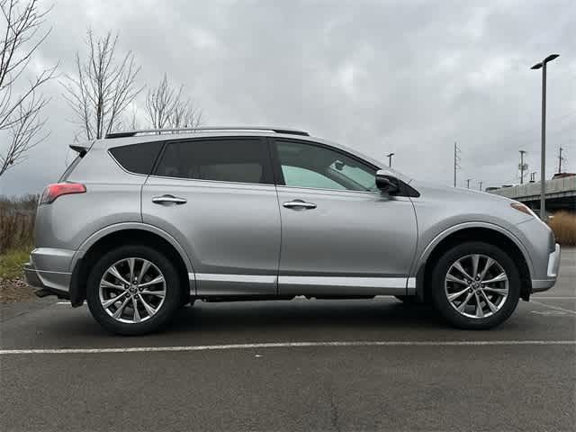 2017 Toyota RAV4 Platinum