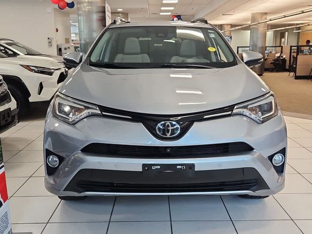 2017 Toyota RAV4 Platinum