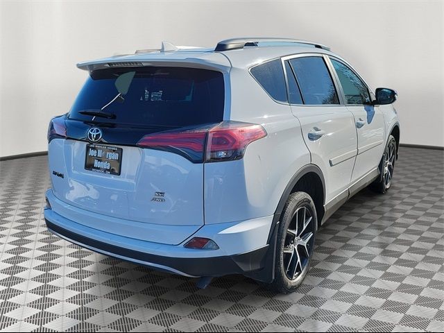 2017 Toyota RAV4 SE