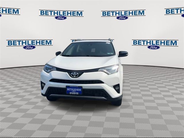 2017 Toyota RAV4 SE