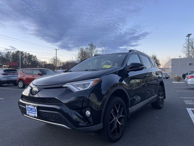 2017 Toyota RAV4 SE