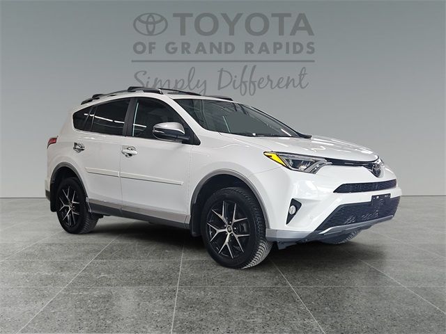 2017 Toyota RAV4 SE