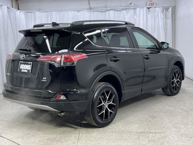 2017 Toyota RAV4 SE