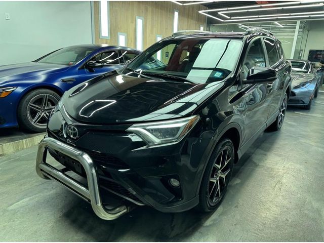 2017 Toyota RAV4 SE