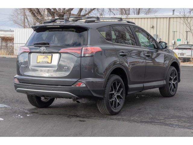 2017 Toyota RAV4 SE