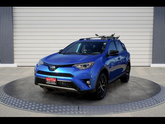 2017 Toyota RAV4 SE