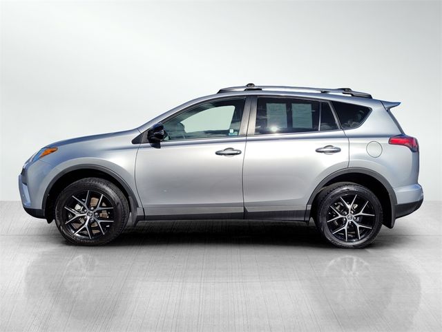 2017 Toyota RAV4 SE