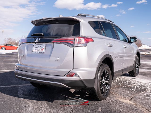 2017 Toyota RAV4 SE