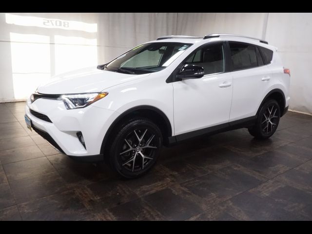 2017 Toyota RAV4 SE