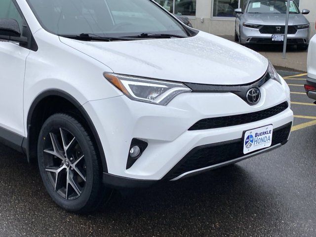 2017 Toyota RAV4 SE